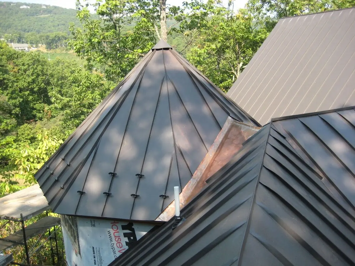 Professional Roof Tarp Installation by Craftsman Roofing in Bozuretown